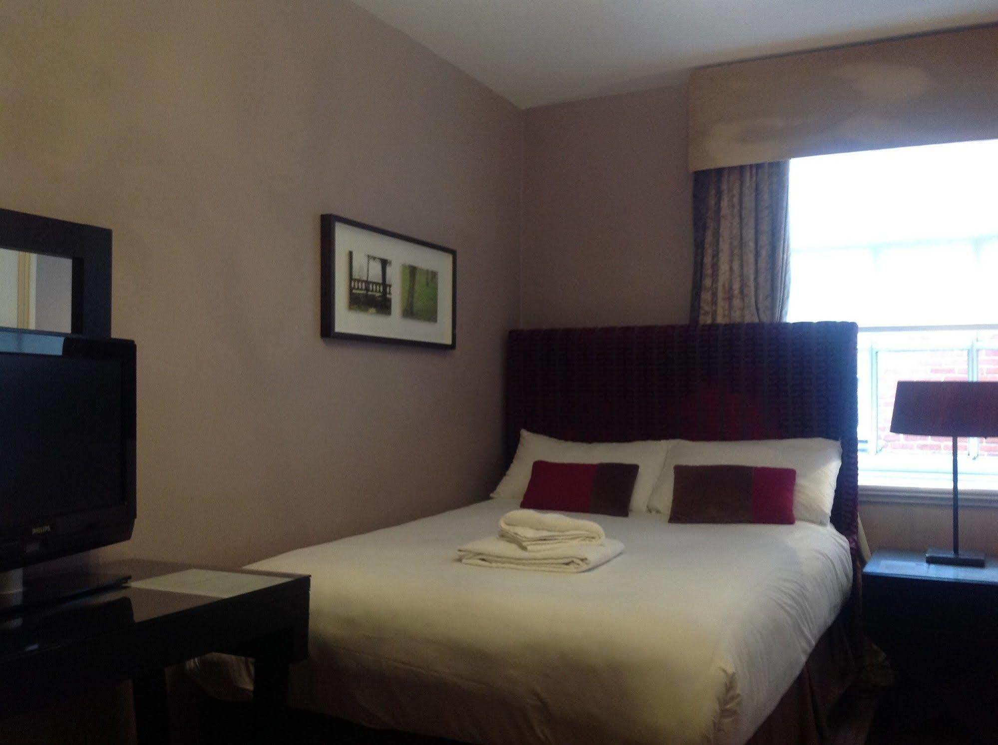 Highfield Park Hotel 4*